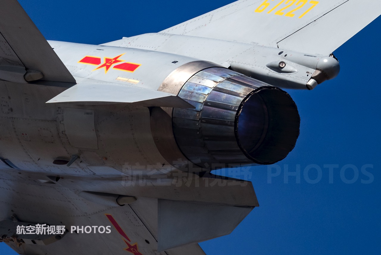 三角蓝在线观看 我很乐意为你提供帮助