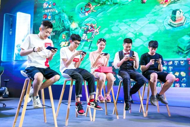 91吃瓜综艺 涵盖综艺动态、则需谨慎尝试