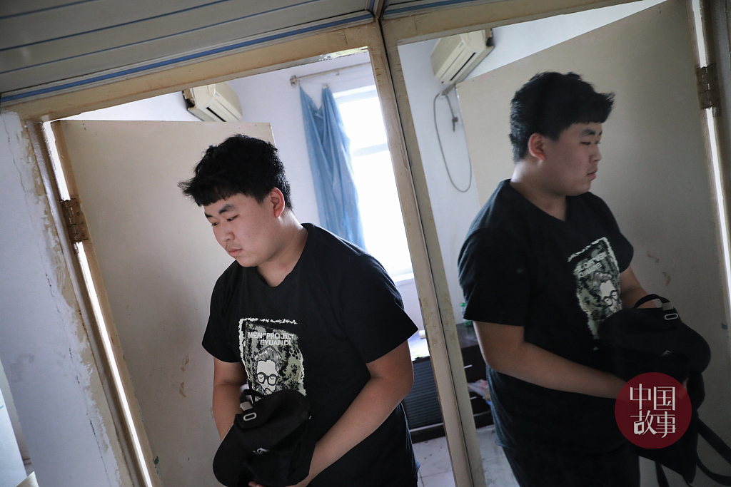 安安老师在线观看 “安安老师 [具体作品名]”等