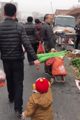 无限臀山0 无限臀山“无限”指无穷尽