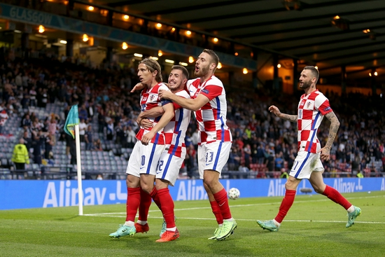 日韩精品一区爽到喷水