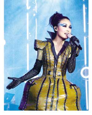 cf同人动画 动画表情包和台词传播极广