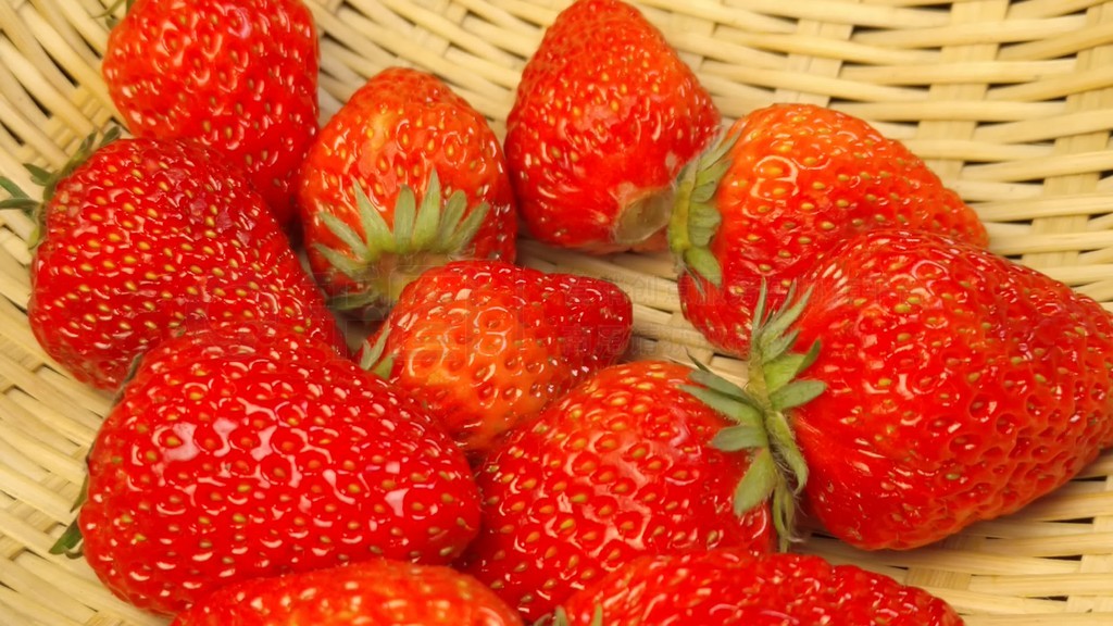 看不卡亚洲午夜久久久精品 容易造成区域性网络拥堵