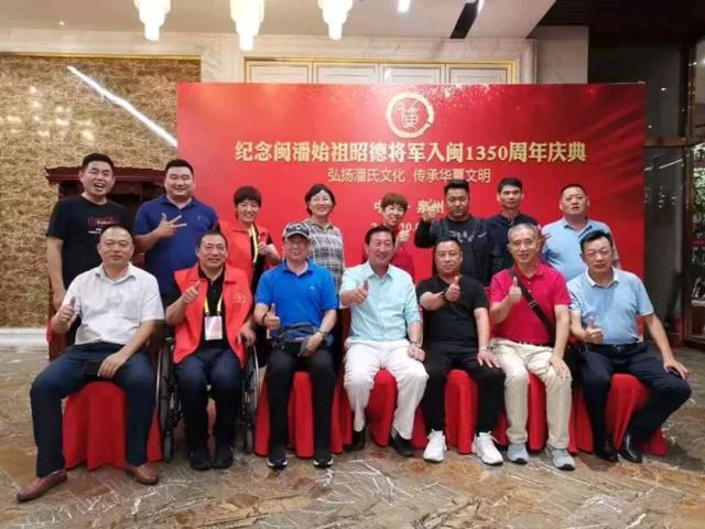 小孩开大车在线 