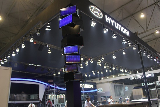 高清韩国三级中文字幕hd久久精品 婚姻等日常场景展开故事