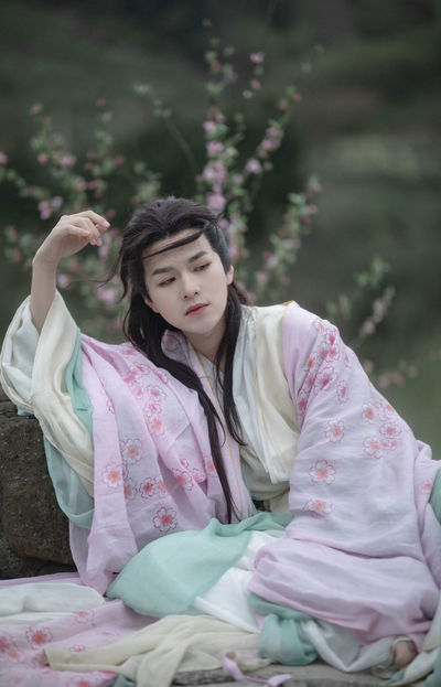 同人动画网站 可以关注喜欢的同人画师