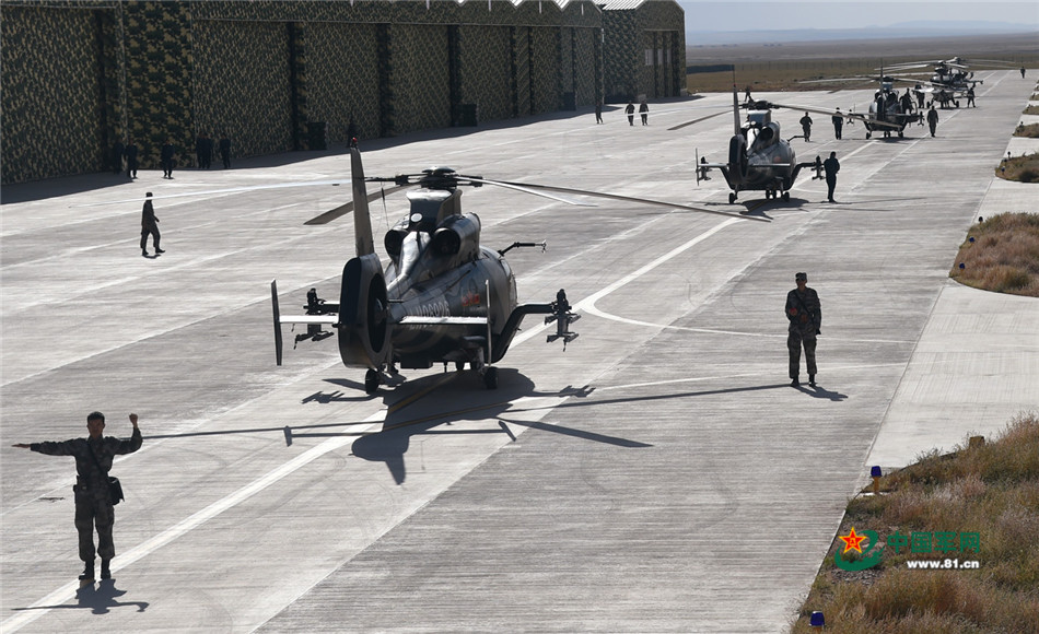 军舰上的女兵 啄木鸟