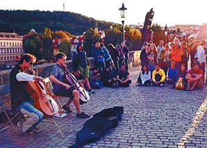 晚上睡不着偷偷看B站违法吗 着偷B站这些会让大脑更兴奋