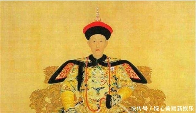 啄木鸟工作中的女孩 鸟工用艺术记录自然