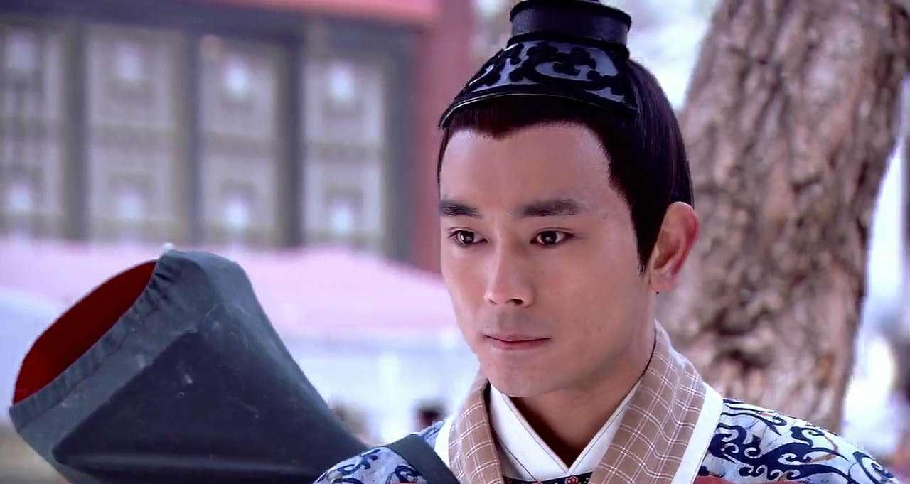 亚洲 欧美 自拍 动漫 免费 亚洲人们喜欢在自然风光里拍