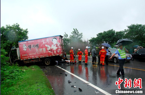 电臀女帝 臀部舞蹈是电臀女帝重要元素