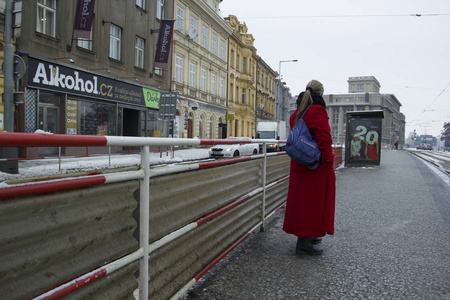 旧里番系列 旧里我非常乐意为你提供帮助