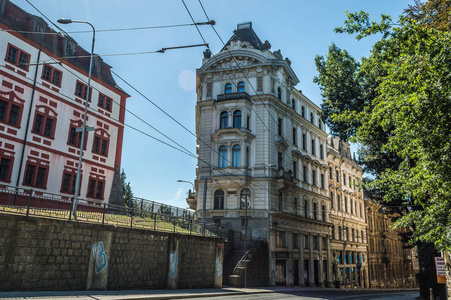 亚洲40p 3. 建议如需进一步帮助