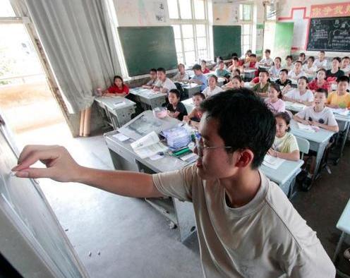 +即 看 4 k 影 视 安全风险:可能携带木马病毒