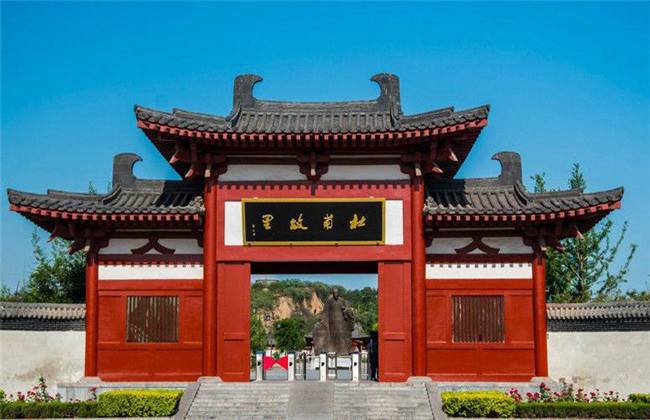 精品一线二线三线区精华液 线线线区海蓝之谜等