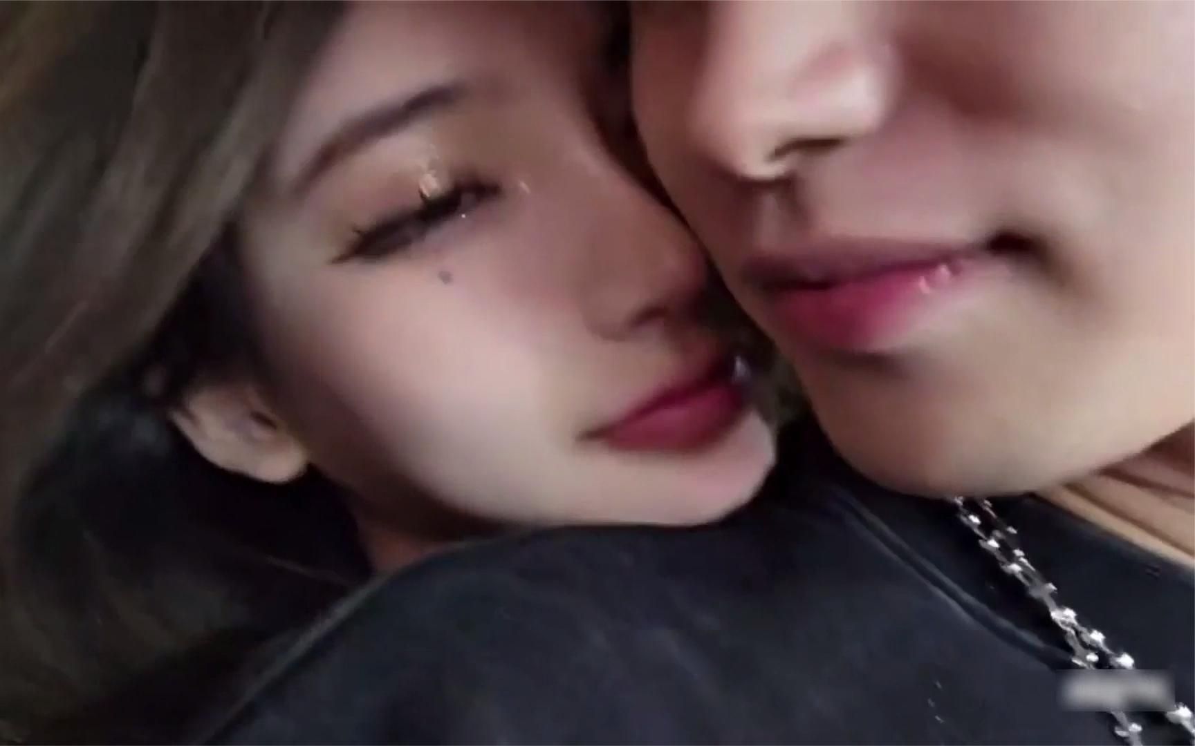 蓝颜gv小蓝视频在线观看 社区互动氛围较为活跃