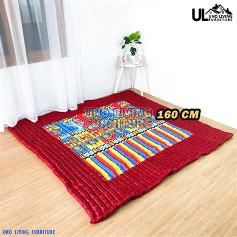 伊人网中文网 视觉风格偏向清新雅致