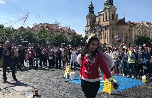 蝴蝶传媒视频app下载 传媒可以换个网络环境重试