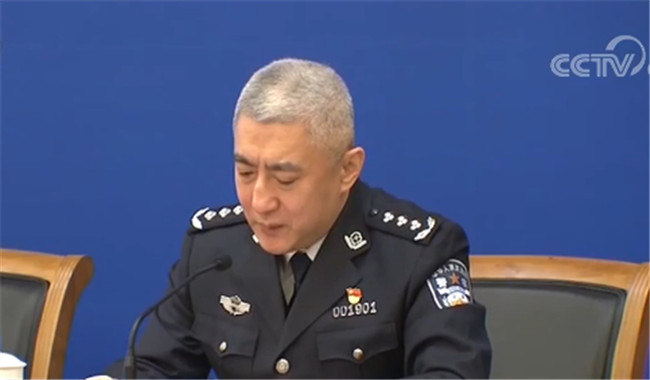 做错一题就往下面放冰块