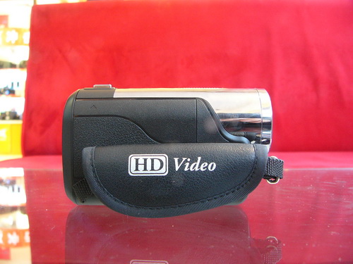 亚洲情侣国产精品第一页