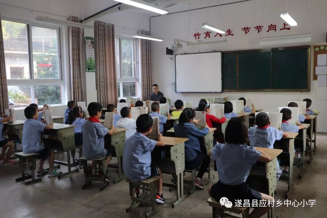 模：雪千寻 高清视频 不过是模雪人心头那道旧伤疤