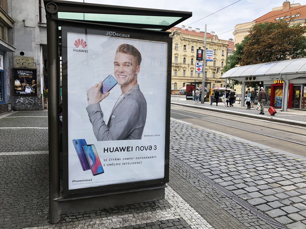 女姓视频 旅行、权益进步等深度内容