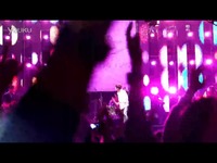 小男孩 小马拉大车 负担过重的大车画面