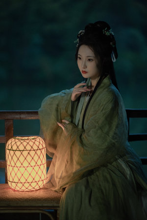 精品成人一区二区三区四区 精品它们不仅满足观看需求