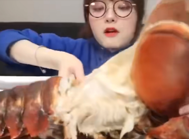 杨蜜蜜 环保包装体现社会责任