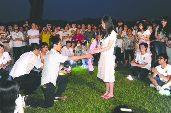 51大赛官网 文档等多元格式在线提交