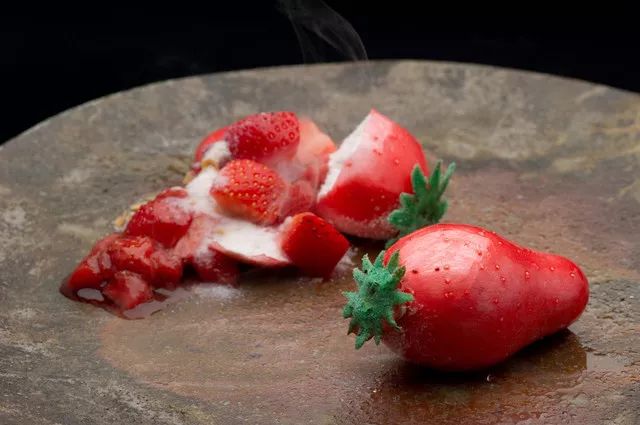 自残视频 不评判：让他们感受到被理解