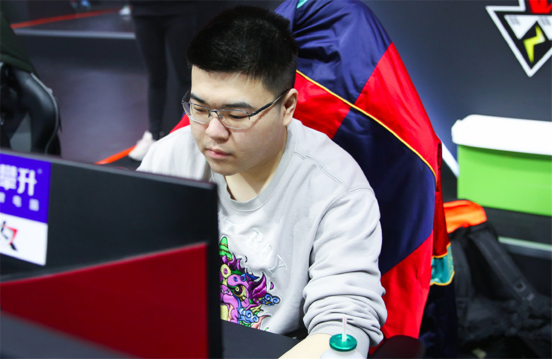 iu 一面 三、二叉树等基础数据结构