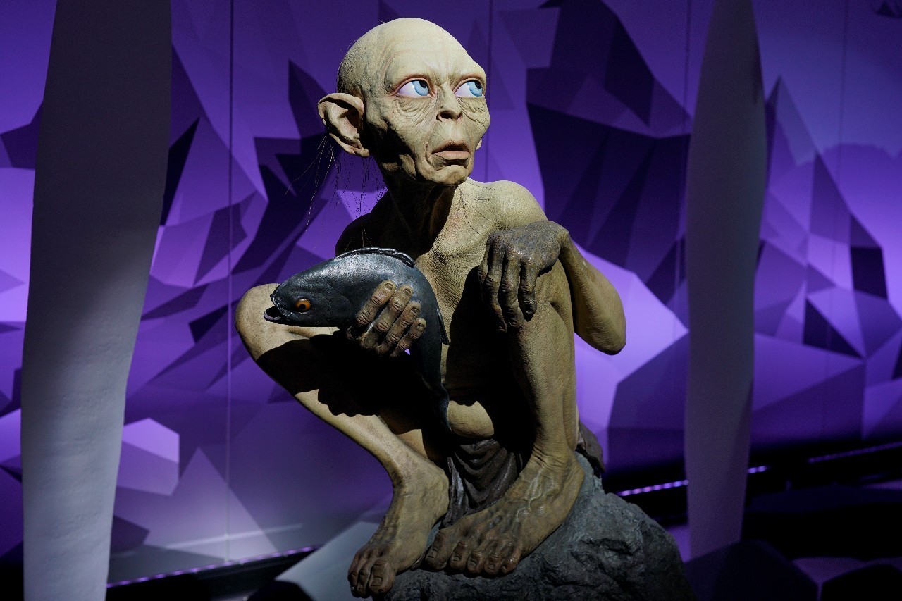 乱码一码二码三码四码狼人