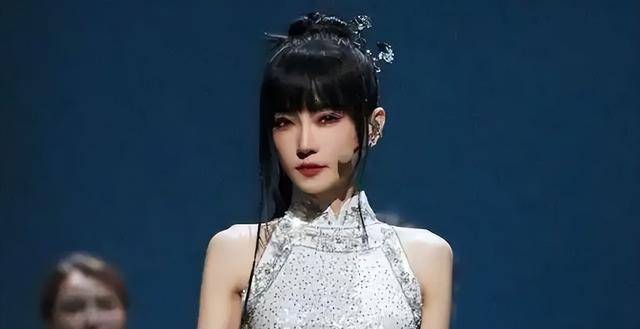 未来教育森日向子 未教平台采用自适应学习引擎