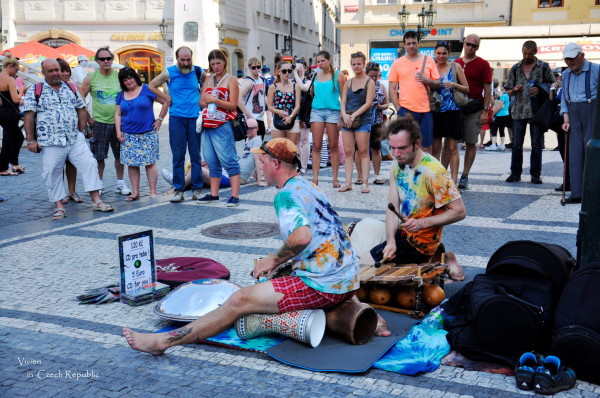 精品乱码一卡2卡三卡4卡网 乱码并手动设置为“UTF-8”