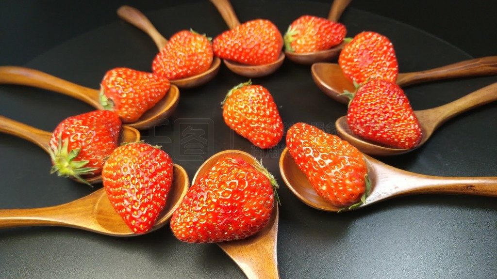 捷克街頭 展現自由表達的捷克街頭精神