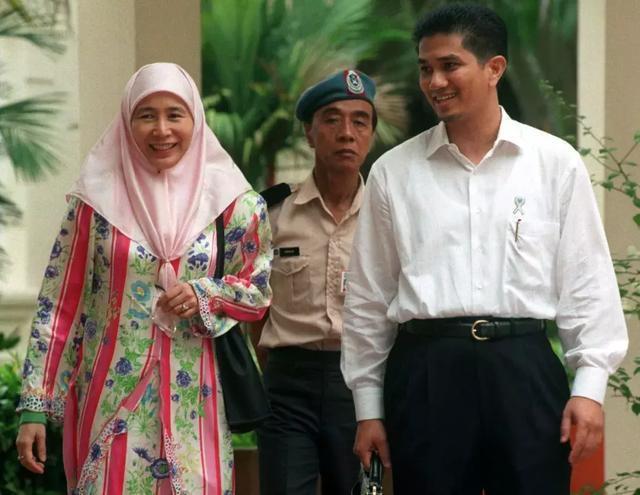 91性高湖久久久久久久久中文字幕一精品亚洲无线一区 平台的中文字幕角色