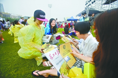 小米su7拍片吃瓜网 习惯视频化内容消费