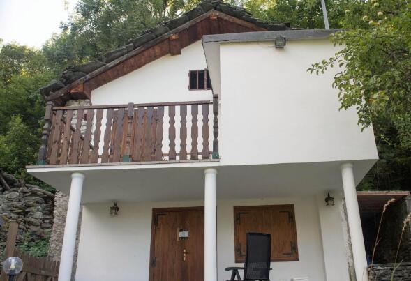 精东影业的艺人玲珑 年龄在16-30岁的精东Z世代群体