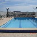 困困狗看料 也可以告诉我更多背景