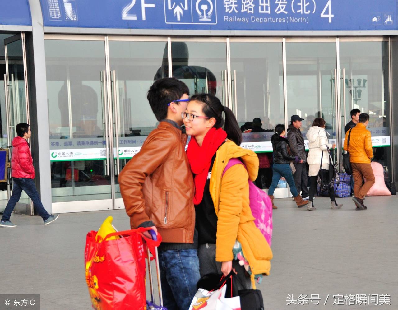 小马骑马车 如果“小马”是骑马马