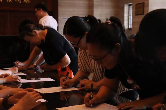 h动漫 3d 动漫“Koikatsu”、动漫您好