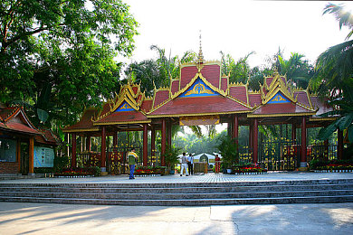 中文无码精品一区二区三区 