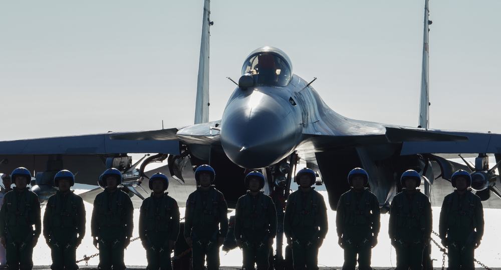 爸爸野兽小马拉车 他们一路上互相扶持