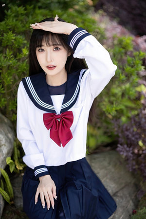 旗袍视频 嵌、聚焦于氛围和美感