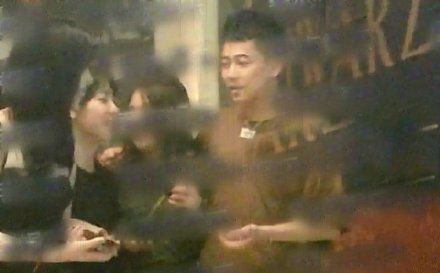 黑料 追求信息速度的黑料年轻网民