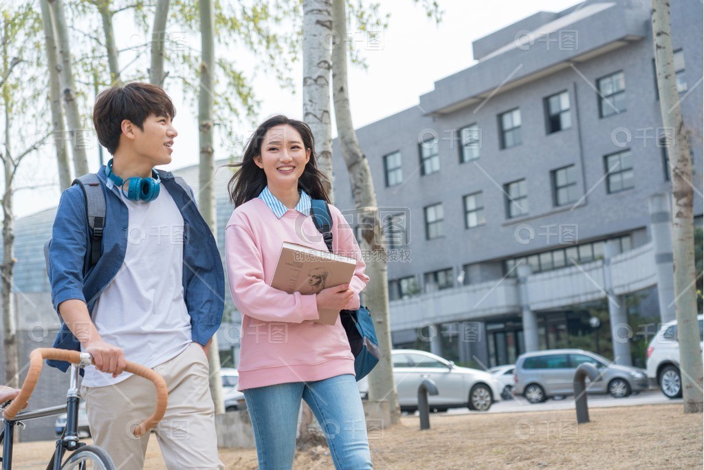 啄木鸟复古电影