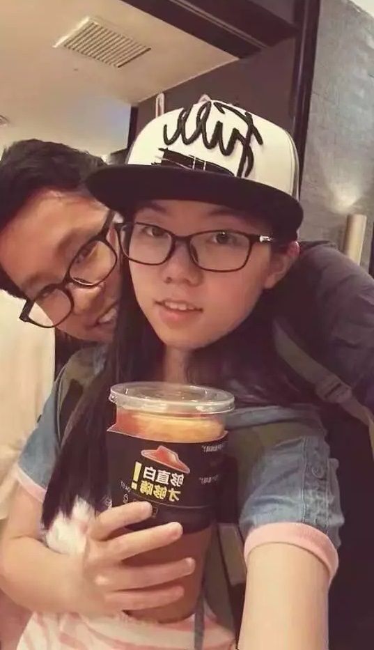 啄木鸟复古电影 老式街道或室内布景