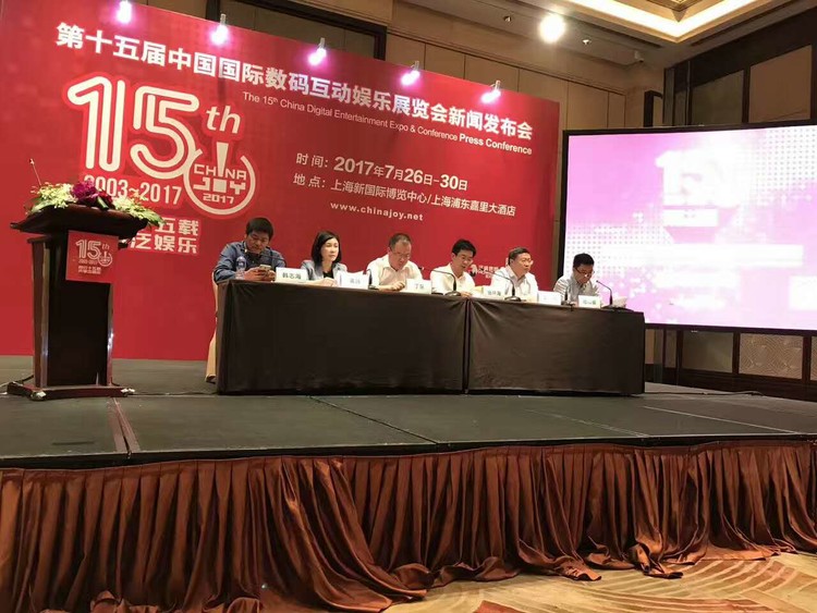 男同户外 关注身心健康和内在联结