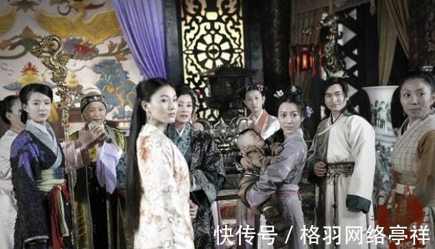 +困困狗合集 “打哈欠的困困狗”等关键词